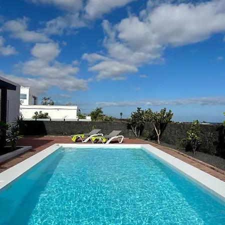 Pol Lanzarote *