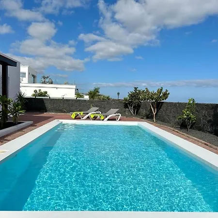 Pol Lanzarote Villa *
